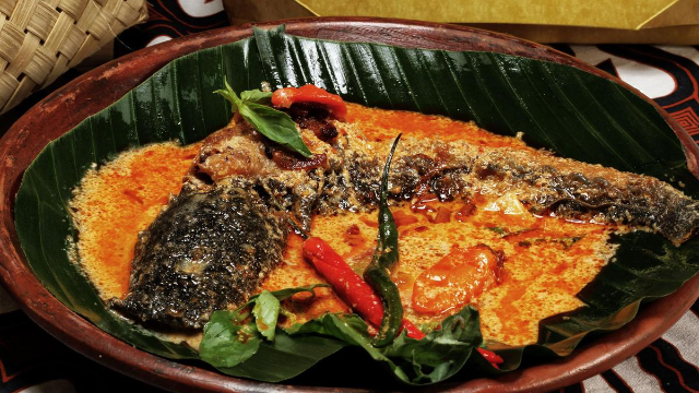 Menyelami Kelezatan Mangut Lele Pedas Gurih